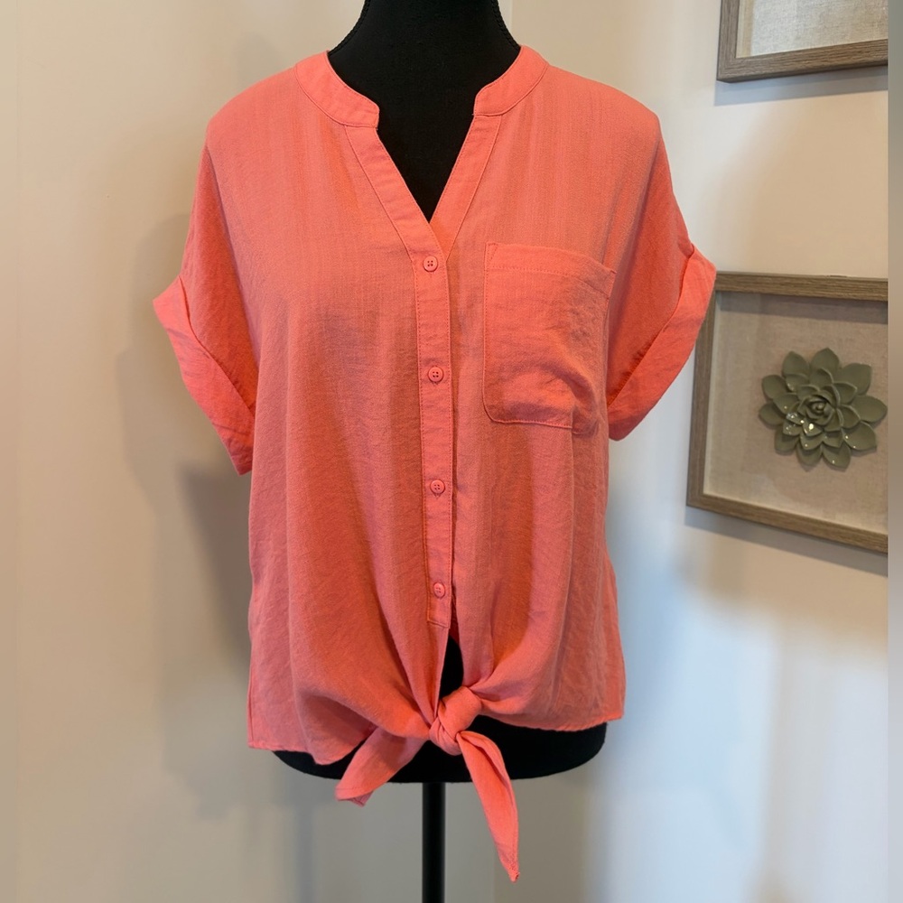 Tahari Pink Button Front Tie Hem Short Sleeve Blouse EUC